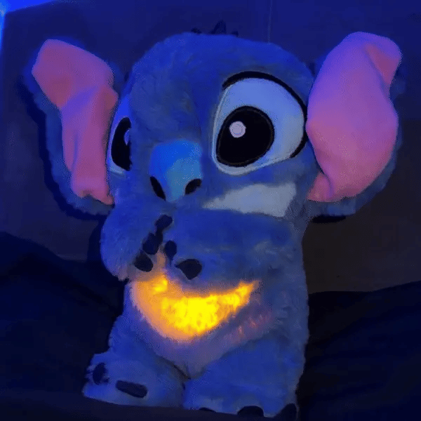 Din nya favorit vid läggdags – en lugnande kram från Stitch